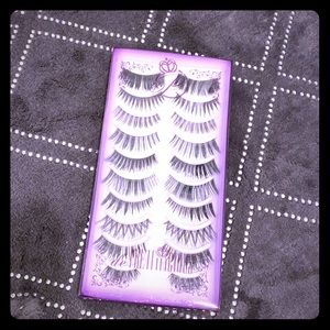 de Prettilicious False Lashes Set